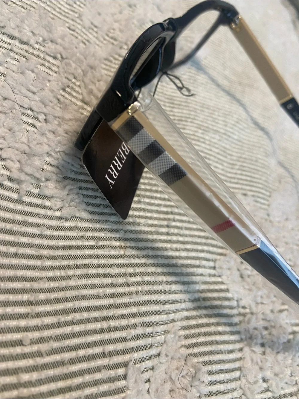 Black & Beige Frame Eyewear. Great for mounting